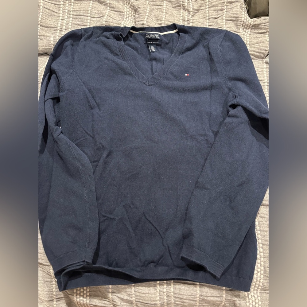 Tommy Hilfiger V-Neck Sweaters (2) - Picture 4 of 5